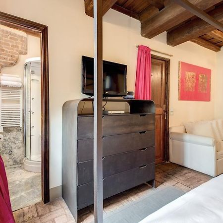 Residenza Torre Colonna Bed and Breakfast Roma Esterno foto